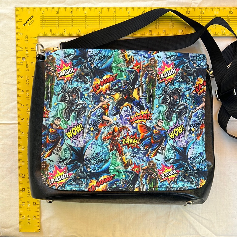 Original Athena bag Top Notch by Design DC Comics